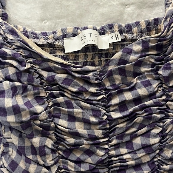 Astr Blue and White Puff Sleeve Ruched Blouse - Picture 4 of 4